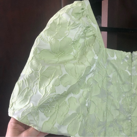 Light green Lulus dress NWT - Picture 5 of 5